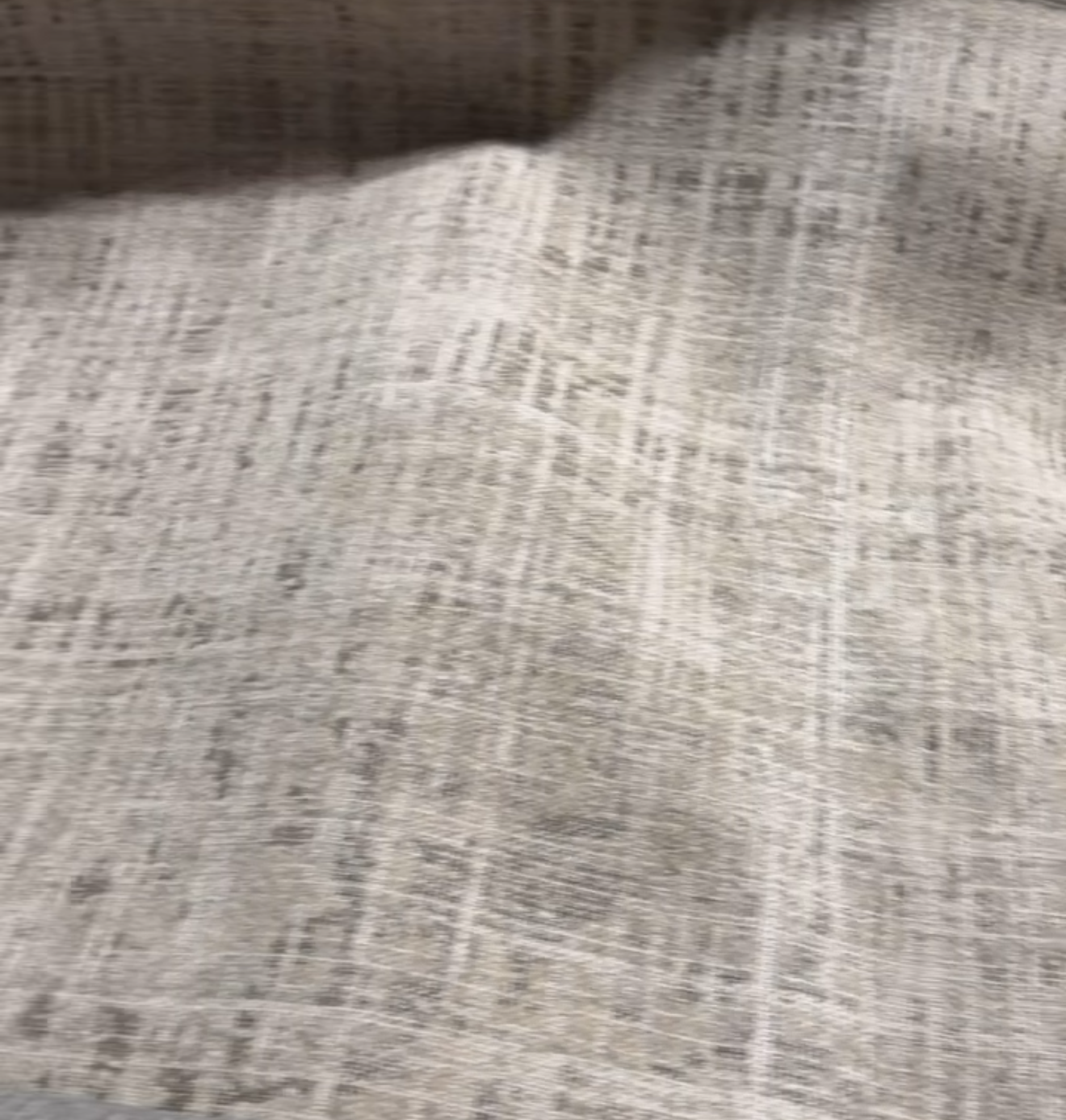 TAPIS LAINE 280/380cm (annonce exceptionnellement)