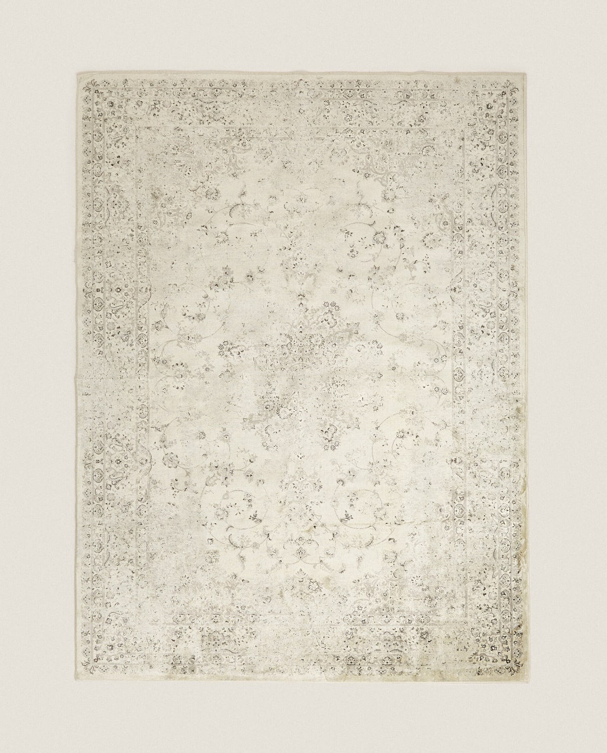 Zara home model 4 160/230 graphique finition vintage