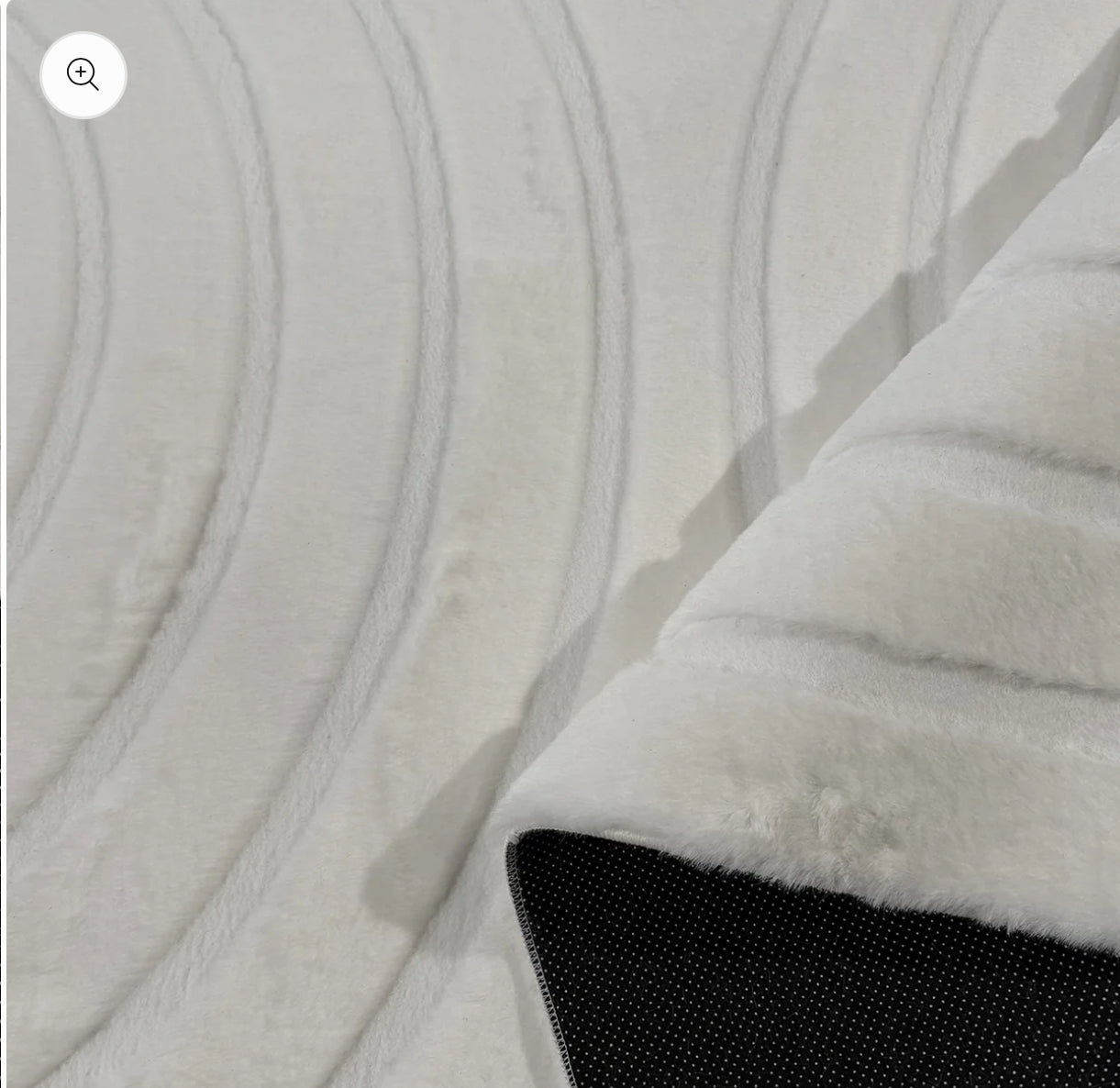 Model minimaliste u ultra doux