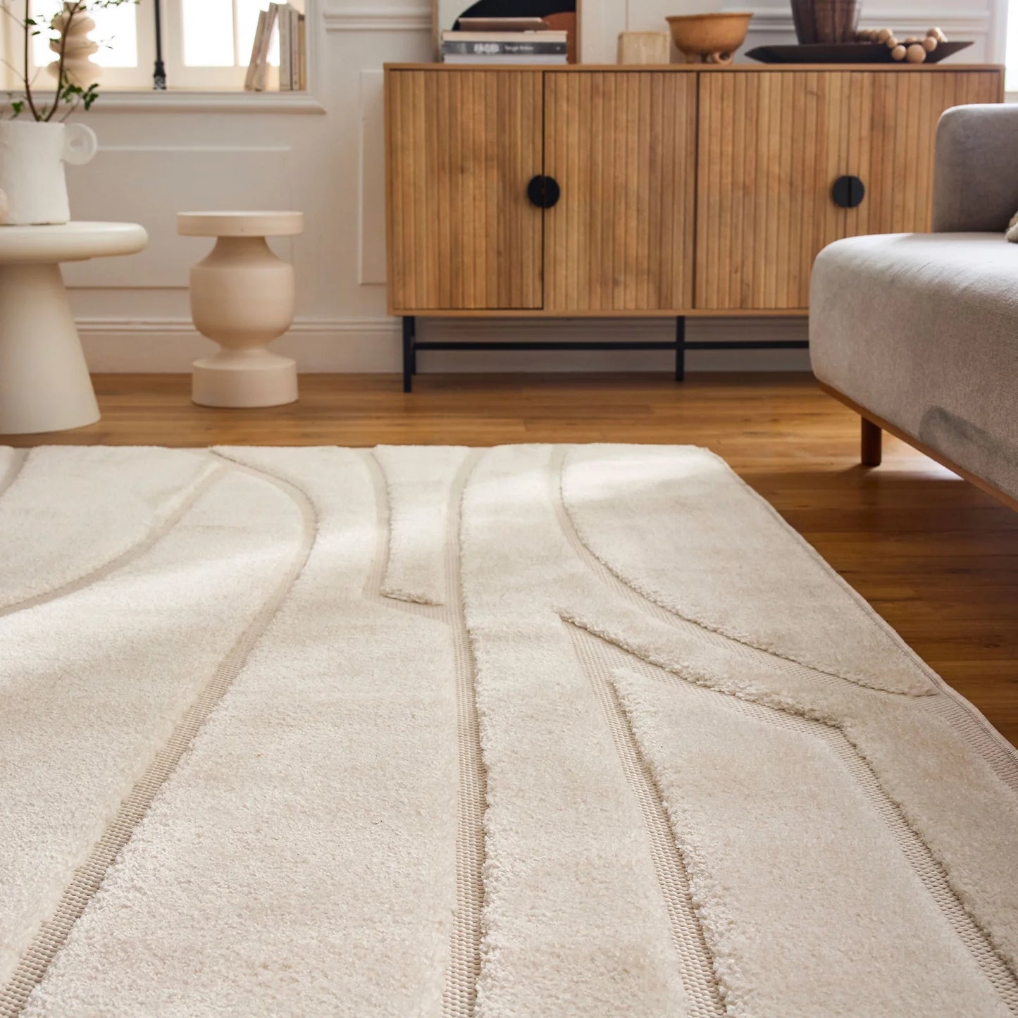 200/290 romy tapis crème création jenny gevaert Nazar rugs
