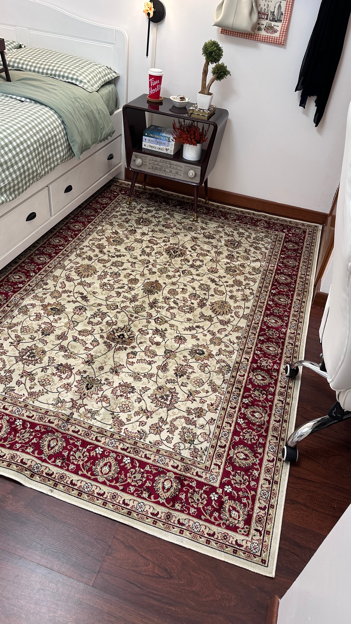 TAPIS ORIENTAL - Couloir - perce