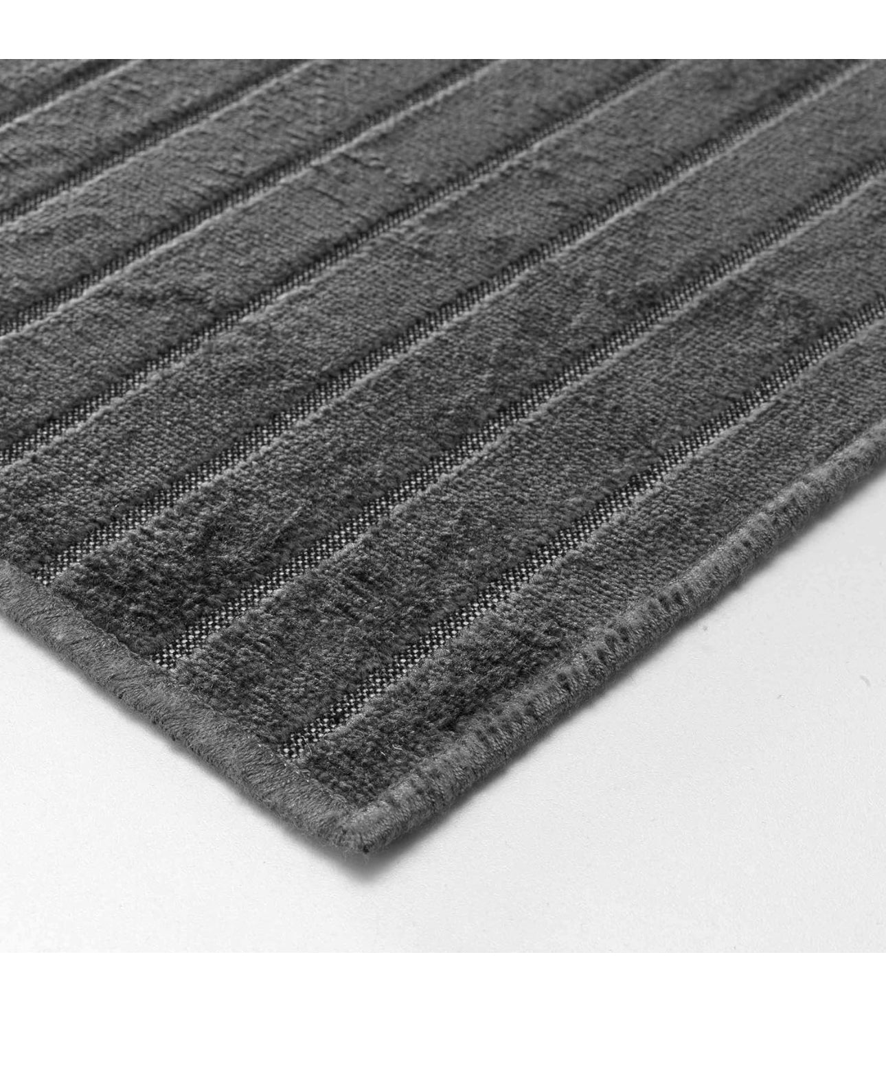 Tapis tendance en viscose gris anthracite 240/330